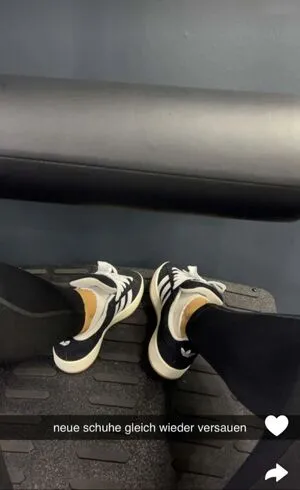 Laura Marie Rhrig OnlyFans Leaked Free Thumbnail Picture - #EdPzI4vXSt