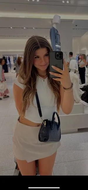 Laura Marie Rhrig OnlyFans Leaked Free Thumbnail Picture - #Mx6N1l2354