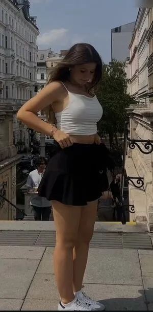 Laura Marie Rhrig OnlyFans Leaked Free Thumbnail Picture - #QBwsmhUuJG