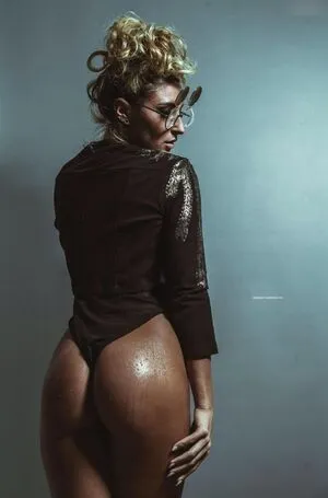 Laura Matucci OnlyFans Leaked Free Thumbnail Picture - #0ej4Yu54hx
