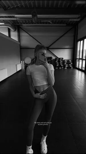 Laura Michelle Maske OnlyFans Leaked Free Thumbnail Picture - #020B5wmhTI