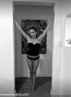 Laura Muller OnlyFans Leaked Free Thumbnail Picture - #2kJx2GKF0P