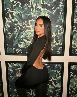 Laura Ospina OnlyFans Leaked Free Thumbnail Picture - #2AJIu2vwG4