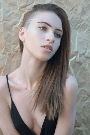 Laura Padilha OnlyFans Leaked Free Thumbnail Picture - #yaGjaxnBQD