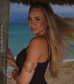 Laura Pkr OnlyFans Leaked Free Thumbnail Picture - #92dD06KDjo