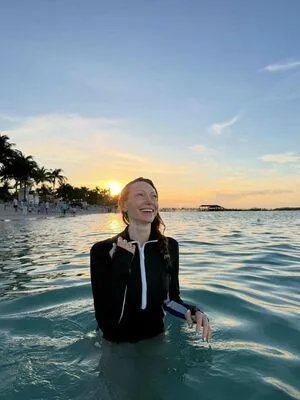Laura Prepon OnlyFans Leaked Free Thumbnail Picture - #7MEX0s113Z