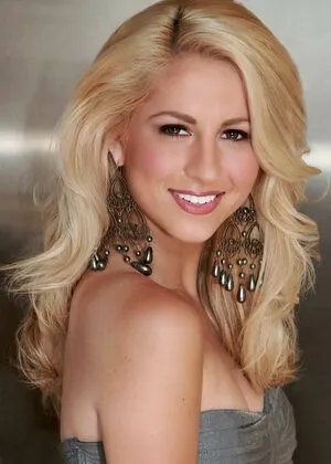 Laura Rutledge OnlyFans Leaked Free Thumbnail Picture - #1vajwZTJfG