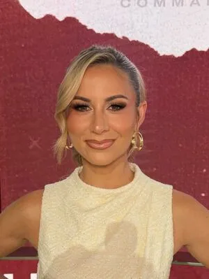 Laura Rutledge OnlyFans Leaked Free Thumbnail Picture - #5fYdm0677b