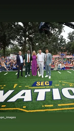 Laura Rutledge OnlyFans Leaked Free Thumbnail Picture - #6ZcjVo7x26