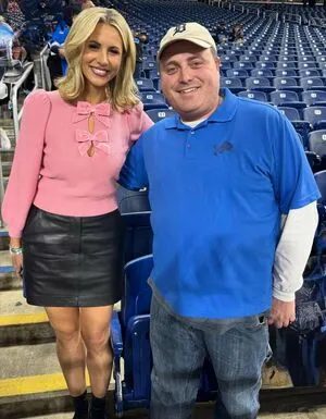 Laura Rutledge OnlyFans Leaked Free Thumbnail Picture - #8YIYPXnILK