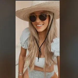 Laura Rutledge OnlyFans Leaked Free Thumbnail Picture - #b8FpZMtpTA