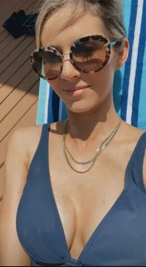 Laura Rutledge OnlyFans Leaked Free Thumbnail Picture - #iXs5xIo3kc