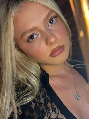 Laura Schadeck OnlyFans Leaked Free Thumbnail Picture - #1Gd1ckYF8e