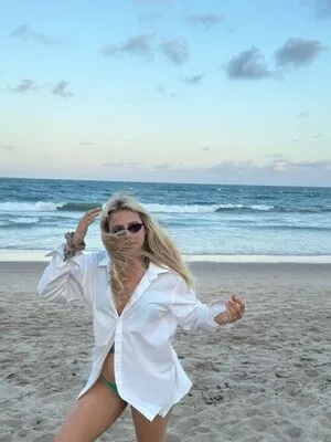 Laura Schadeck OnlyFans Leaked Free Thumbnail Picture - #1Y5DwG6KpU