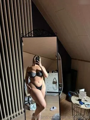 Laura Schepens OnlyFans Leaked Free Thumbnail Picture - #AFev8LliSU