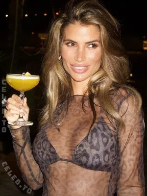 Laura Schultz OnlyFans Leaked Free Thumbnail Picture - #CwutmOlsLC