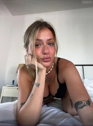 Laura Serafin OnlyFans Leaked Free Thumbnail Picture - #tOOWaYCip5