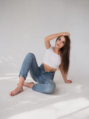 Laura Serafin OnlyFans Leaked Free Thumbnail Picture - #yzEorbXGXL
