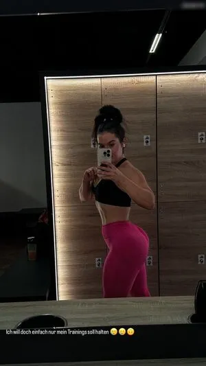 Laura Sophie Aka Laurafitsophie OnlyFans Leaked Free Thumbnail Picture - #J36qybt25D