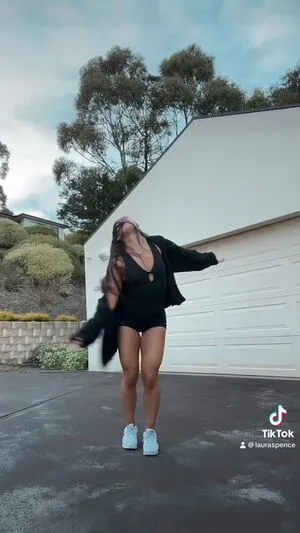 Laura Spence OnlyFans Leaked Free Thumbnail Picture - #pfV2v2ztc5