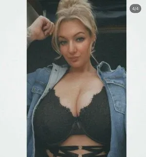 Laura Strehl OnlyFans Leaked Free Thumbnail Picture - #FnAy8BYQ3Q