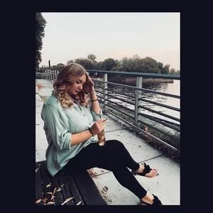 Laura Strehl OnlyFans Leaked Free Thumbnail Picture - #Mdo8LtbM0Q