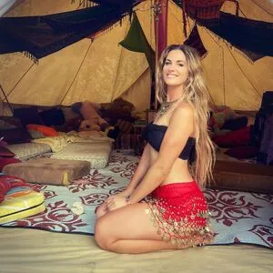 Laura Surrich OnlyFans Leaked Free Thumbnail Picture - #FyS3Nx4r8b