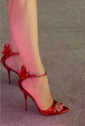 Laura Tobin OnlyFans Leaked Free Thumbnail Picture - #CamqbyF6bO