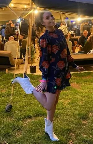 Laura Tobin OnlyFans Leaked Free Thumbnail Picture - #G5GgM5cpe5