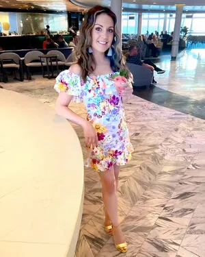 Laura Tobin OnlyFans Leaked Free Thumbnail Picture - #Jzg08Byq2p