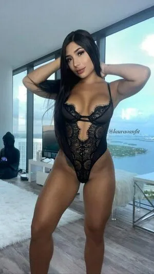 Laura Van OnlyFans Leaked Free Thumbnail Picture - #CqetX3NUUt
