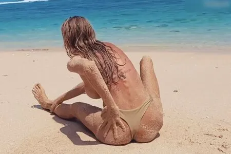 Laura Weyel OnlyFans Leaked Free Thumbnail Picture - #wsXIu3NbS7