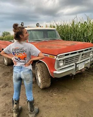 Laura Wilson OnlyFans Leaked Free Thumbnail Picture - #o5pzXfck24