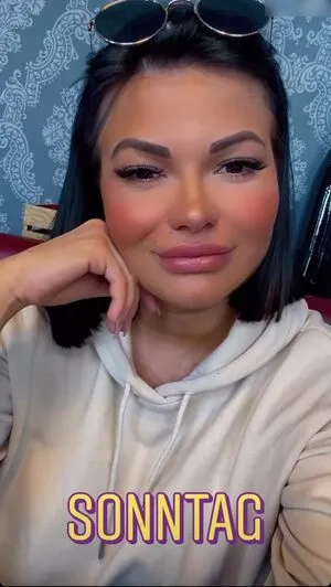 Laura Wlki OnlyFans Leaked Free Thumbnail Picture - #YPWlrtIGWE