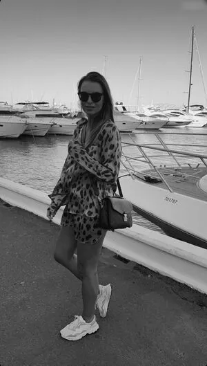 Laura Wontorra OnlyFans Leaked Free Thumbnail Picture - #0Y9czMQ6uE
