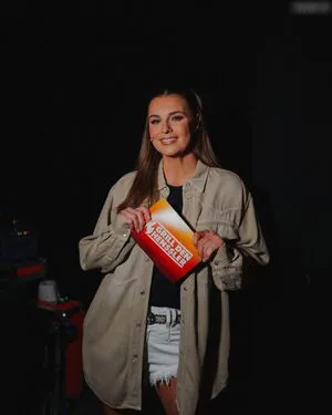 Laura Wontorra OnlyFans Leaked Free Thumbnail Picture - #WKQ0Zh8MWm