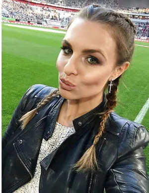 Laura Wontorra OnlyFans Leaked Free Thumbnail Picture - #aM5NFTBFxB