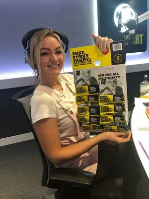 Laura Woods OnlyFans Leaked Free Thumbnail Picture - #mGPVsg3ORW