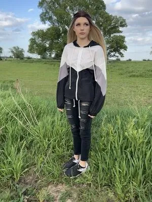 Laura World OnlyFans Leaked Free Thumbnail Picture - #C1Eg0KqSGr