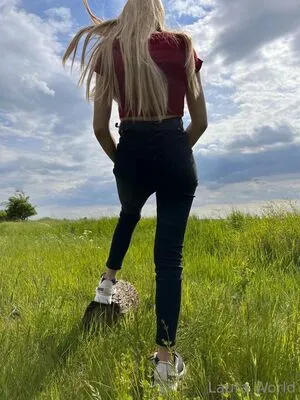 Laura World OnlyFans Leaked Free Thumbnail Picture - #av4yCxHP8t