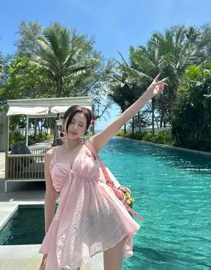 Laura Ziphora OnlyFans Leaked Free Thumbnail Picture - #DVkV0217c1