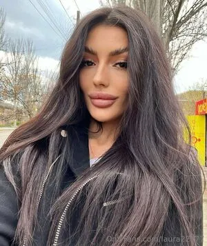 Laura22777 OnlyFans Leaked Free Thumbnail Picture - #GgsTzgxFTv
