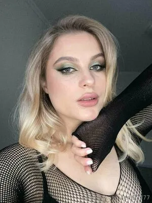 Laura22777 OnlyFans Leaked Free Thumbnail Picture - #xbXKhBXU3m
