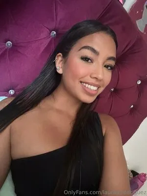 Lauraa Rodriguez OnlyFans Leaked Free Thumbnail Picture - #YWIMcNG5vw
