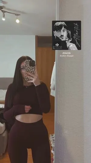 Lauraaasmk OnlyFans Leaked Free Thumbnail Picture - #3WEH5C5TCz