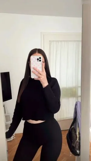 Lauraaasmk OnlyFans Leaked Free Thumbnail Picture - #BSvh22IByW
