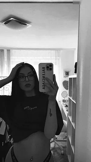 Lauraaasmk OnlyFans Leaked Free Thumbnail Picture - #aDQ4t0hEfz