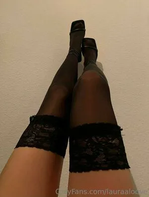 Lauraaloove OnlyFans Leaked Free Thumbnail Picture - #8yyDWNmVVX