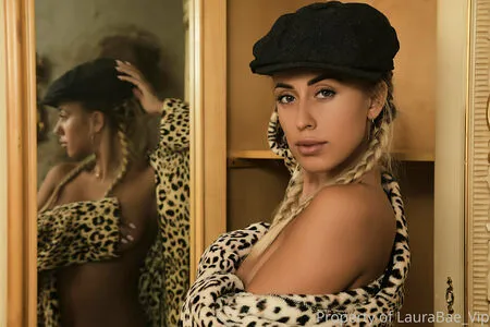 Laurabae OnlyFans Leaked Free Thumbnail Picture - #4iBE3tiNXv