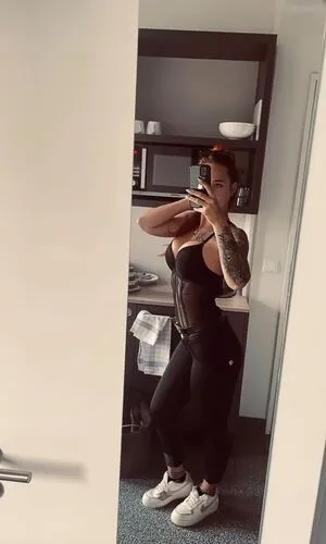 Laurachemie OnlyFans Leaked Free Thumbnail Picture - #H0kyy6AB7t